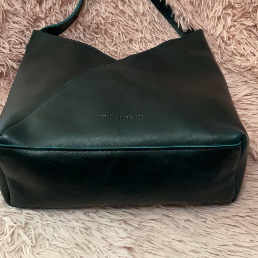 Portland Leather Brand Naomi Large Teal Shoulder Tote - Women's Bag - Picture 5 of 6